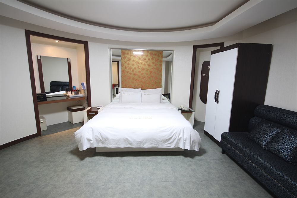 Hotel Tate Сувон Екстер'єр фото