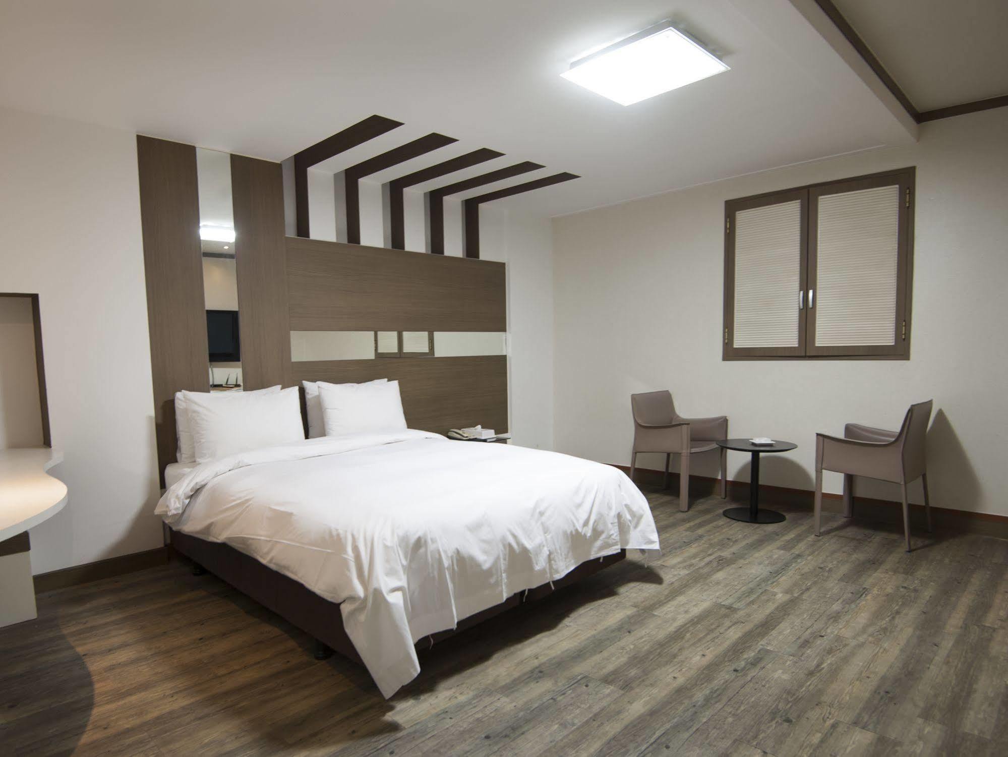 Hotel Tate Сувон Екстер'єр фото